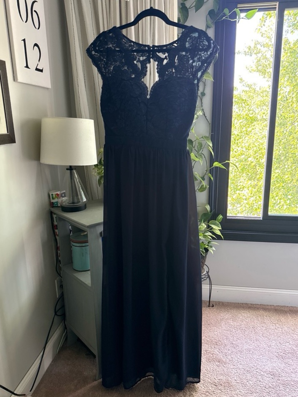 Women’s Navy Lace Bodice Formal Gown